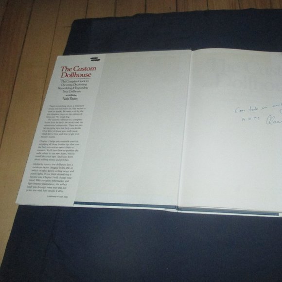 The Custom Dollhouse: The Complete Guide Hardcover book (1991) w/ dust cover - Picture 2 of 6